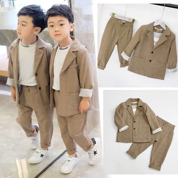 Korean Kids' Casual Two-Piece Suit – Trendy & Cute for Boys & Girls.